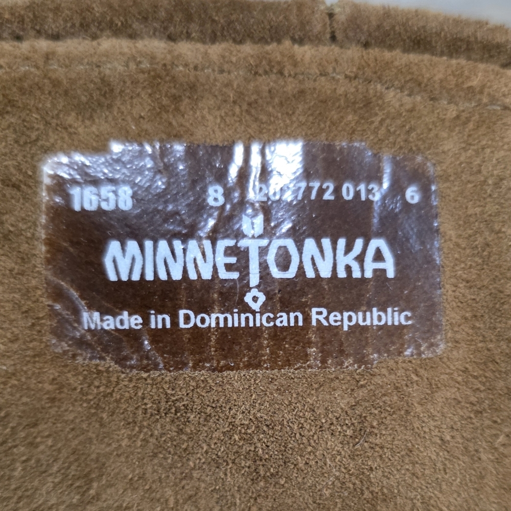 Minnetonka Five Layer Fringe Boots, Women's Size 8 - Picture 6 of 6